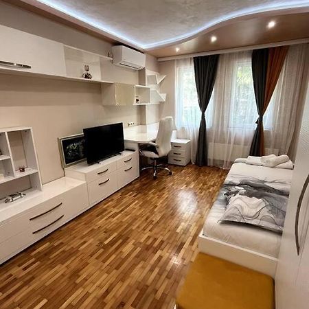 Луксозен Апартамент В Сърцето На Бургас Ngoại thất bức ảnh
